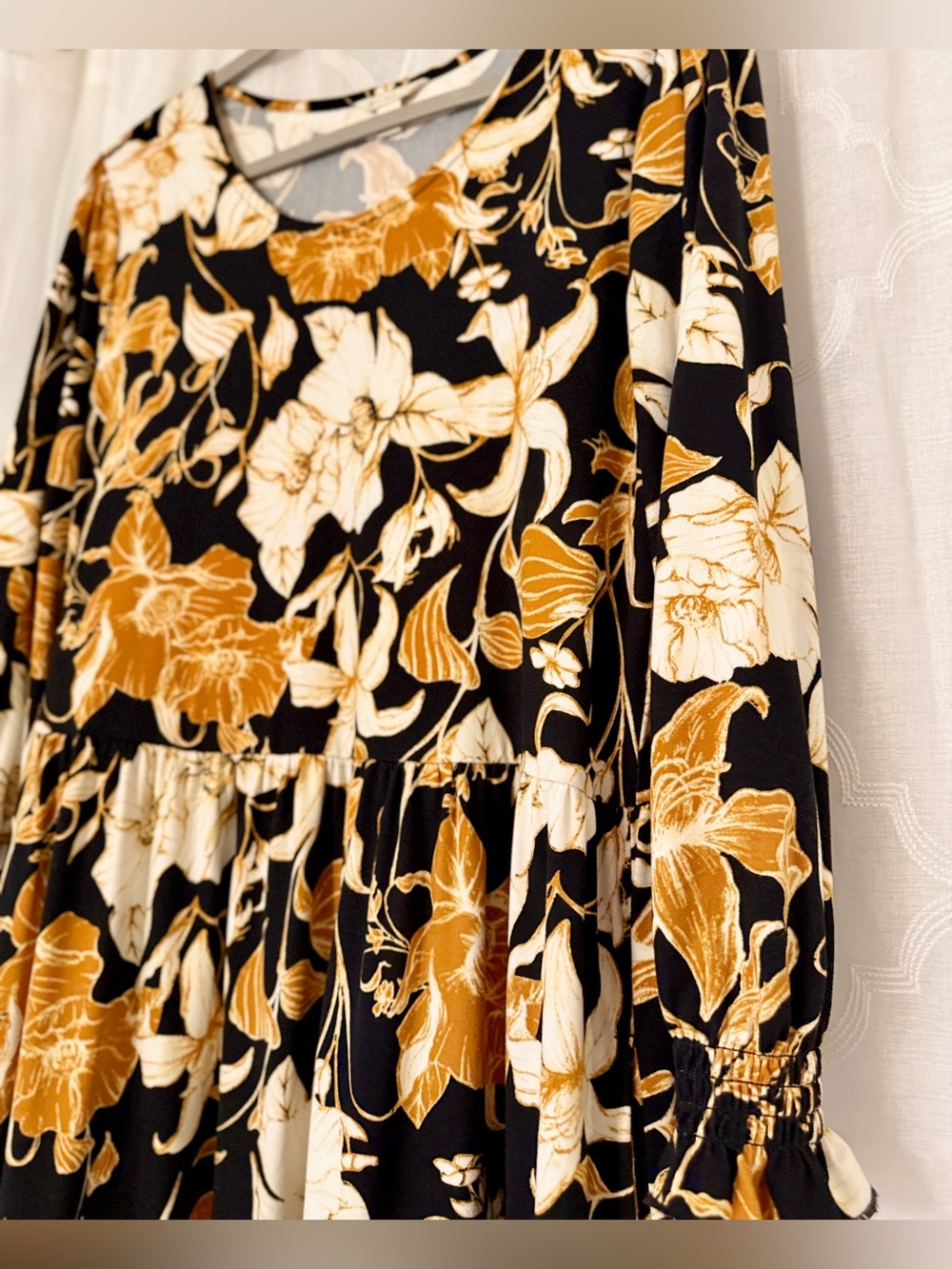 EST. 1946 Floral Tiered Navy and Black Midi Dress | Size Medium - Picture 3 of 13